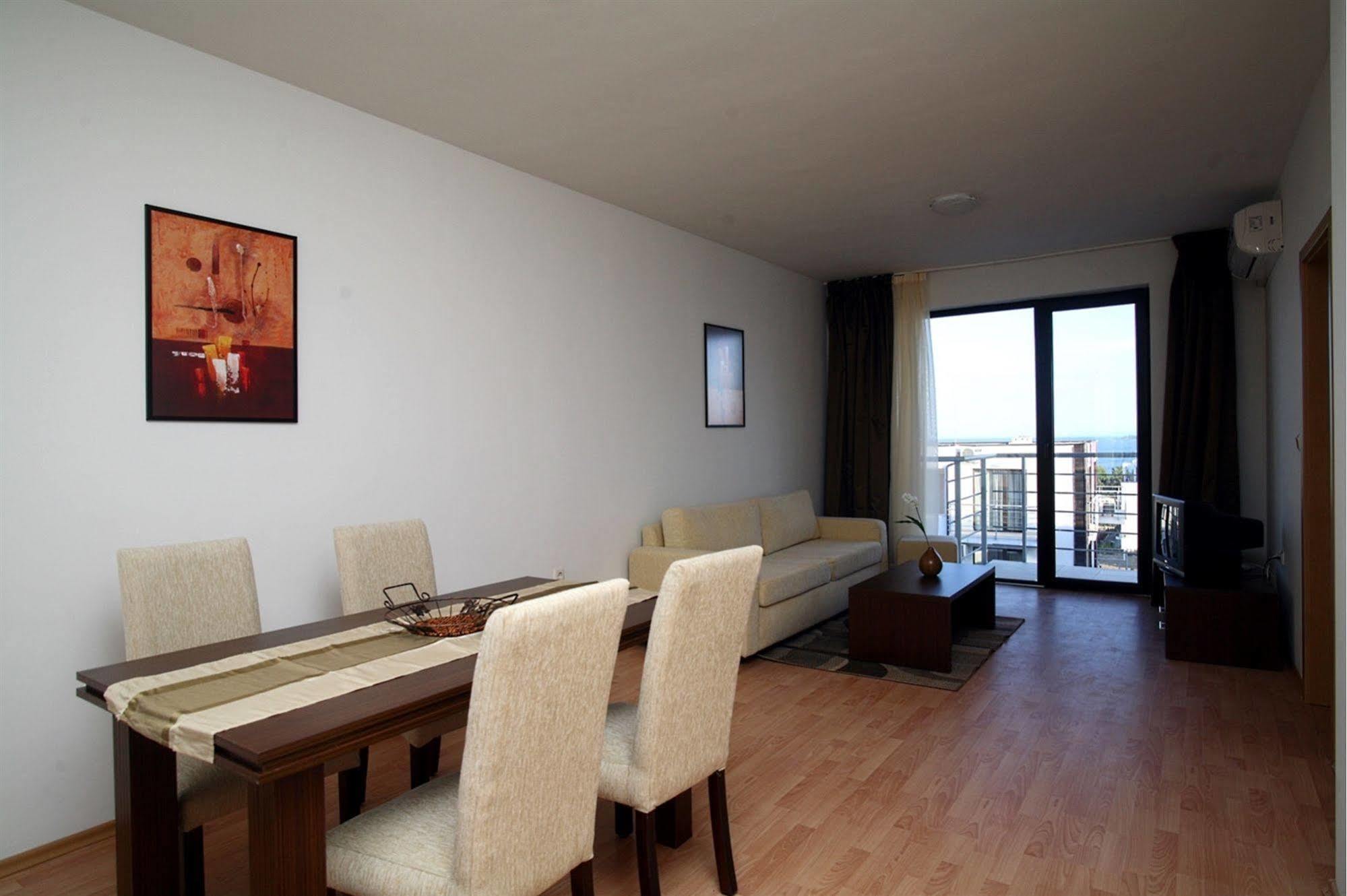New Line Village Apartments Сонячний Берег Екстер'єр фото