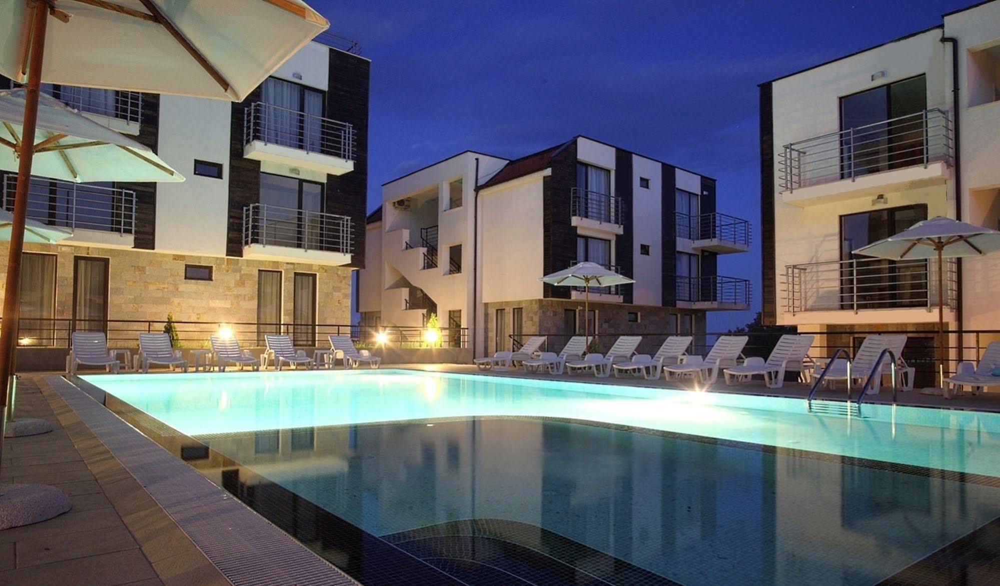 New Line Village Apartments Сонячний Берег Екстер'єр фото