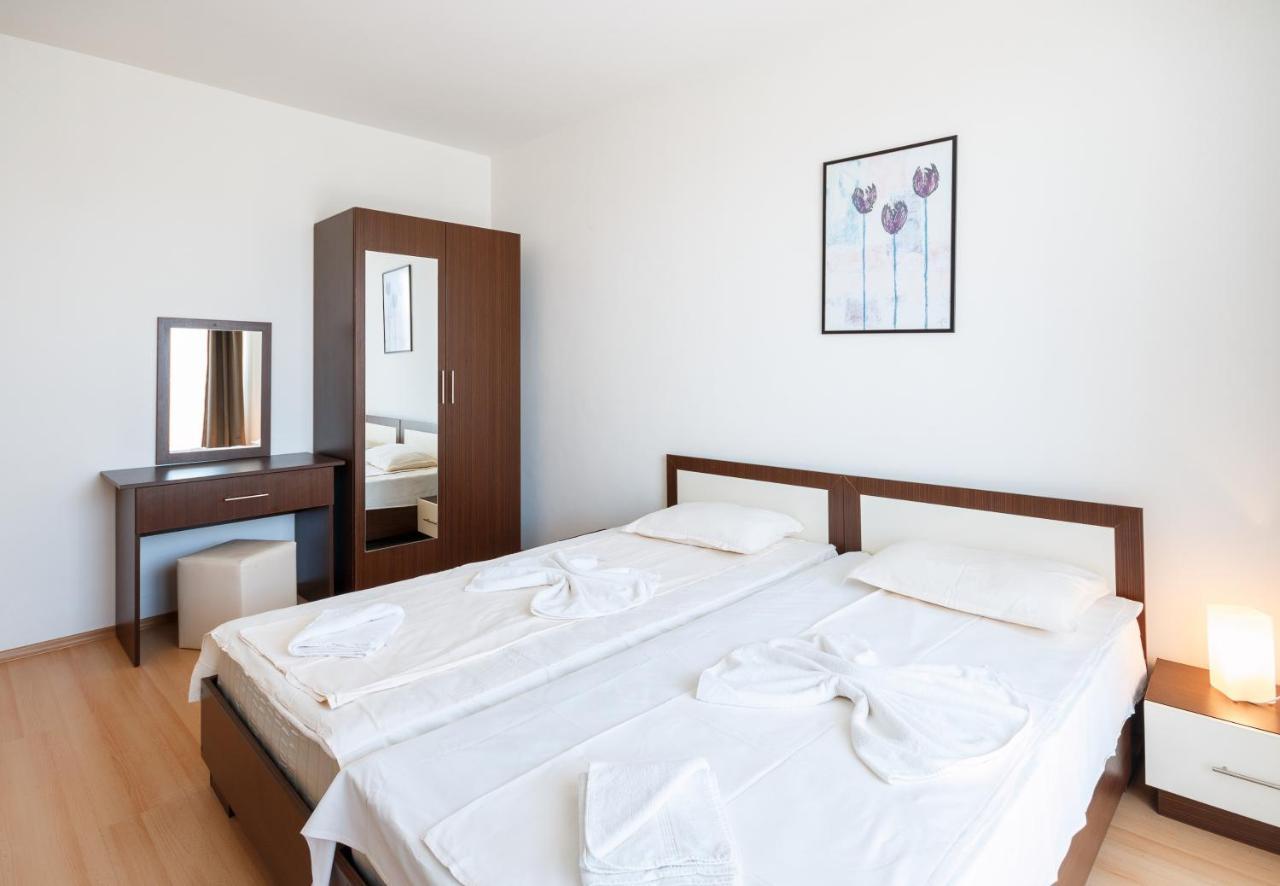 New Line Village Apartments Сонячний Берег Екстер'єр фото