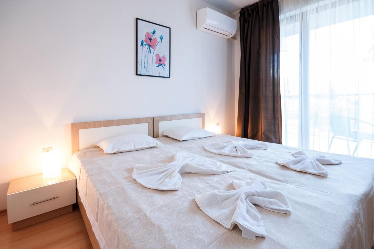 New Line Village Apartments Сонячний Берег Екстер'єр фото