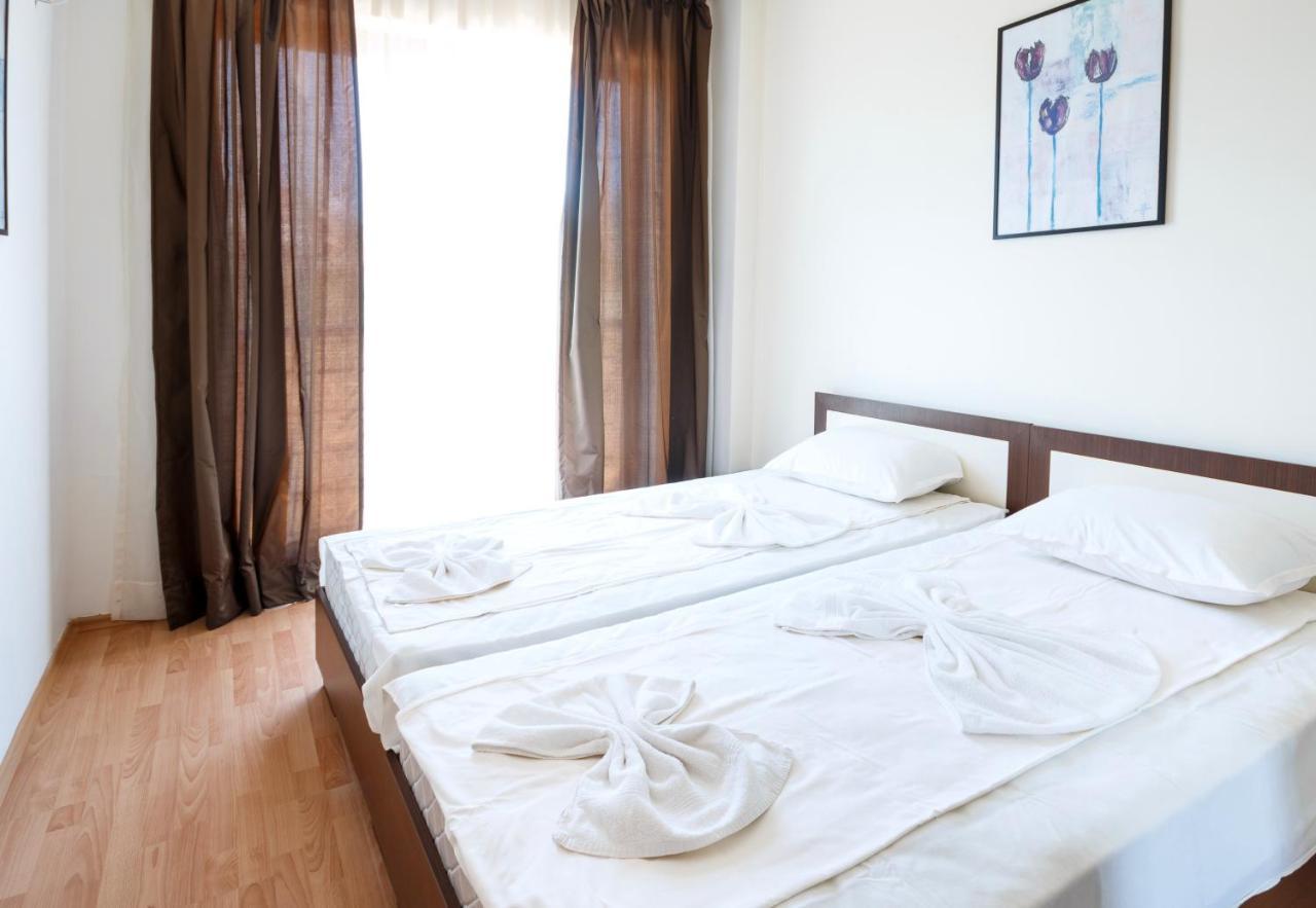 New Line Village Apartments Сонячний Берег Екстер'єр фото