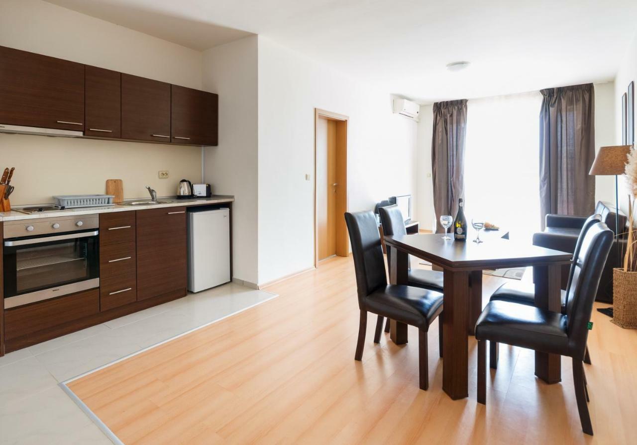 New Line Village Apartments Сонячний Берег Екстер'єр фото